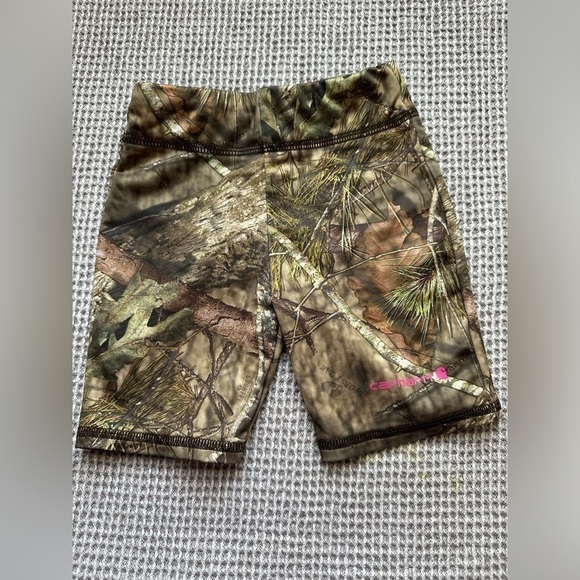 Carhartt brand toddler shorts size 2T camouflage 85% Polyester 15% Elastane - Picture 1 of 3